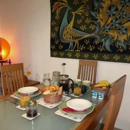 Chez Kate Bed & Breakfast Charroux  ภายนอก รูปภาพ